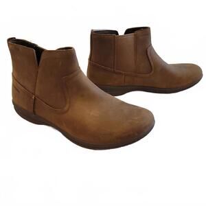 Merrell Waterproof Leather Ankle Boots, Size 10.5, New w-box